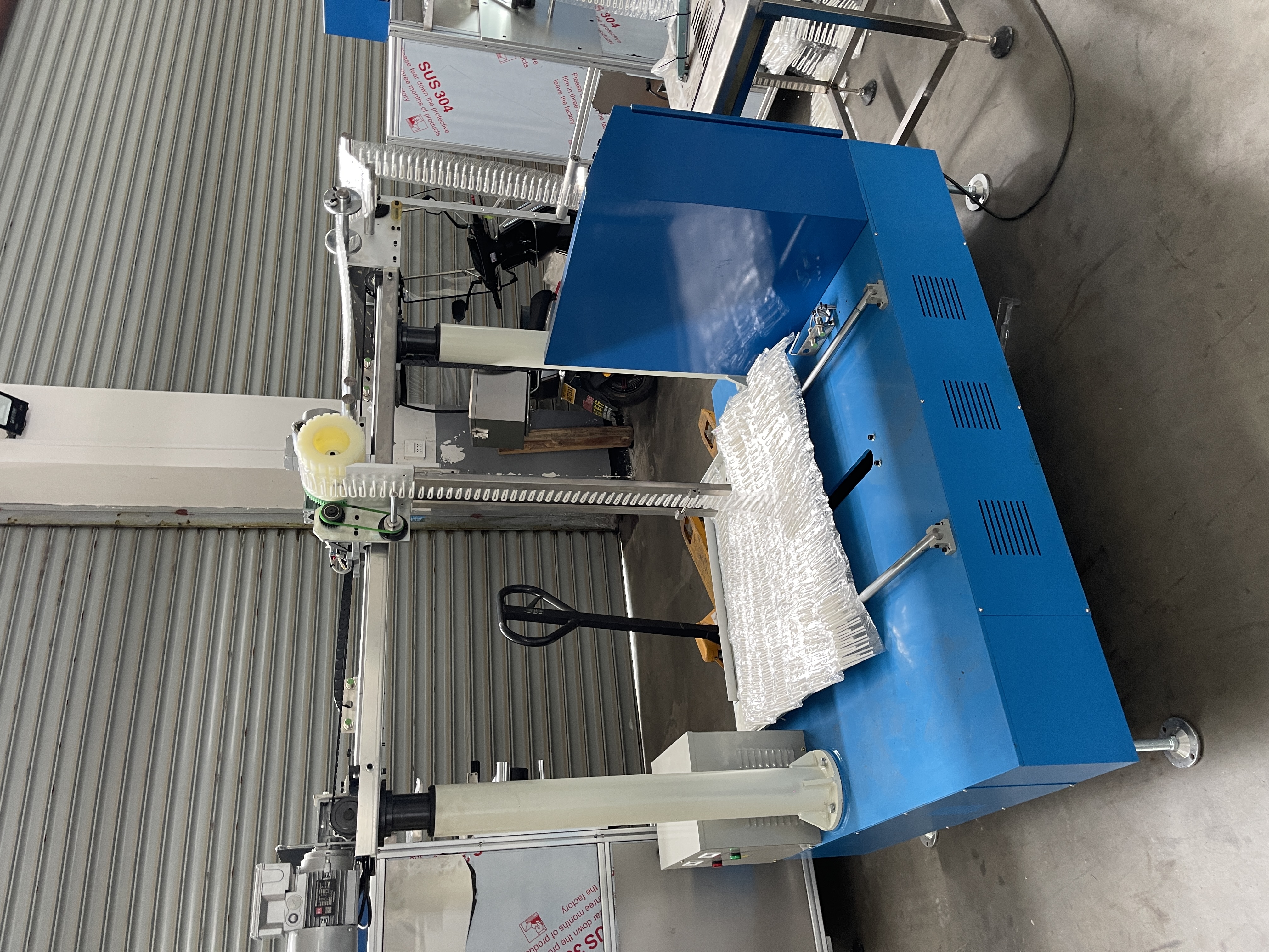 MW-4700A Zig-Zag U-shape Paper Straws Carton Floding Machine